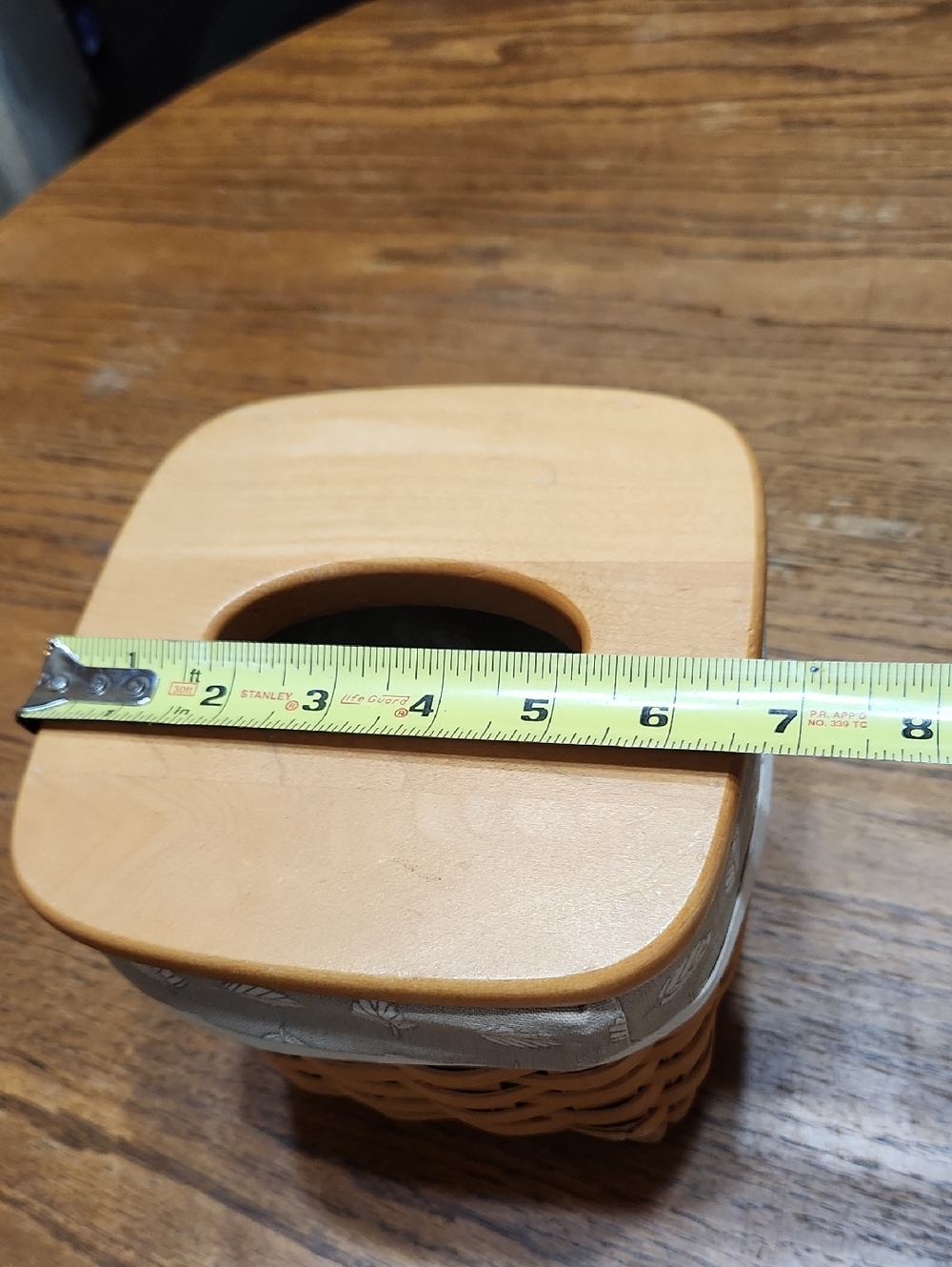 Longaberger Tissue Basket 2000 - Picture 5 of 8